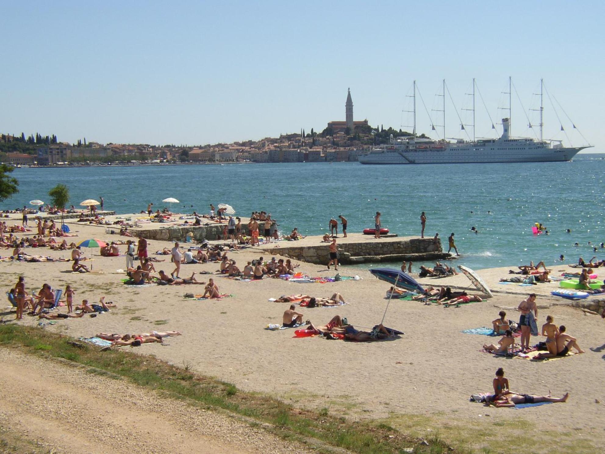 Studio "Sunrise" Rovinj Bagian luar foto